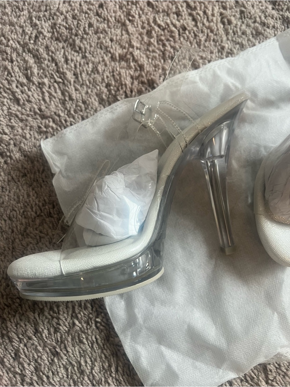 White Clear Strap Platform Sandals - Fitness Competition - Picture 4 of 6